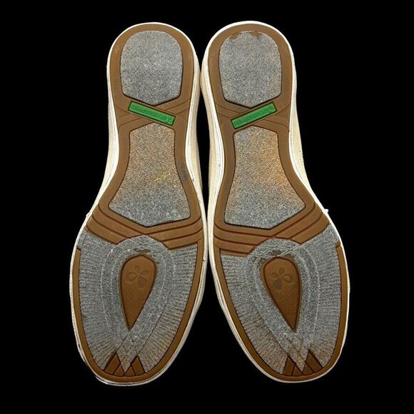 Grasshoppers Tan White Pinstripe Canvas 3Eye Lace Up Sneaker Womens Size 7Narrow - Picture 8 of 11